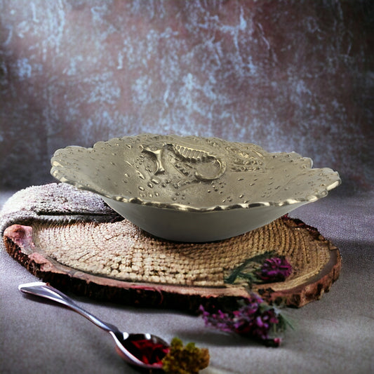 Exquisite Handcrafted Antique Gold Seahorse Design Decorative Bowl: Elevate Your Home Decor with Coastal Charm!