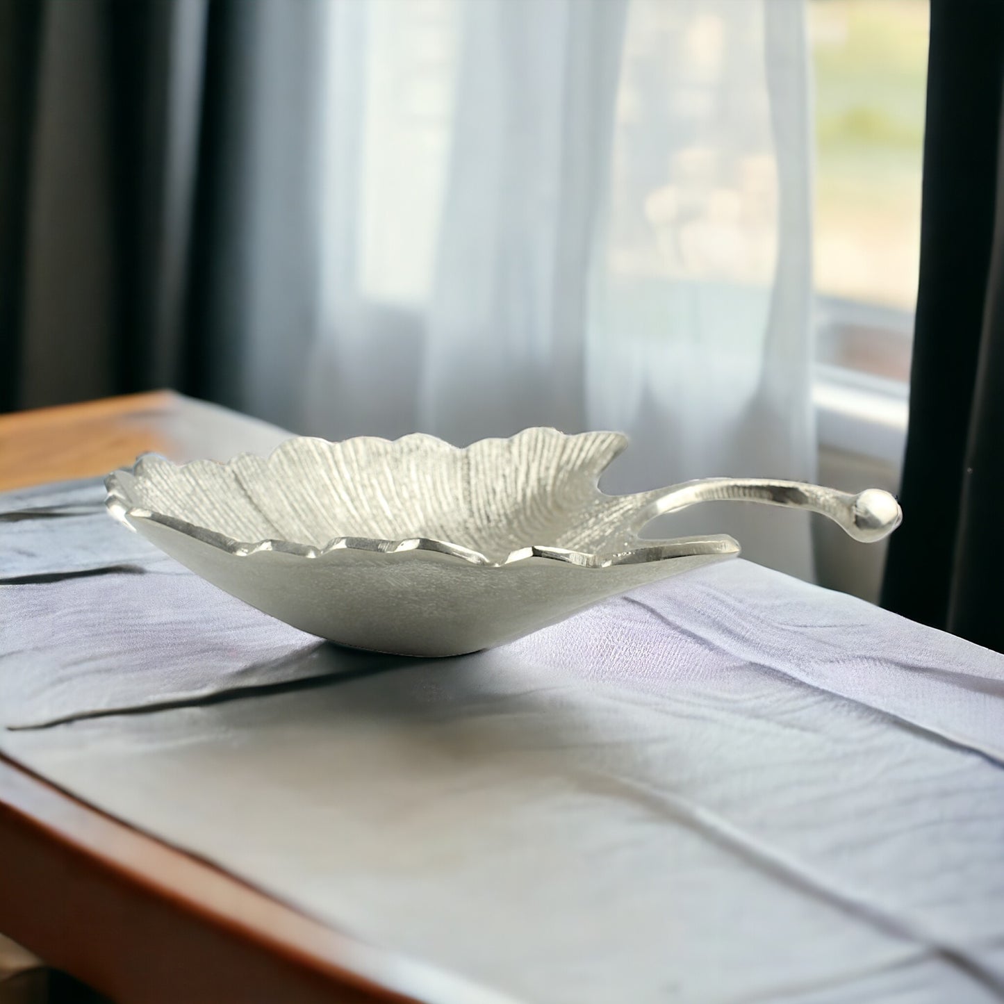 Silver Aluminum Leaf Decorative Bowl: Nature-Inspired Elegance for Your Home Decor