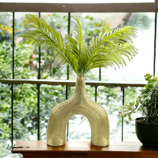 Artisanal Golden Aluminum Flower Vase: Handcrafted Elegance for Your Home