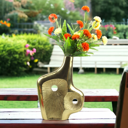 Artisanal Golden Aluminum Flower Vase: Handcrafted Elegance for Your Home