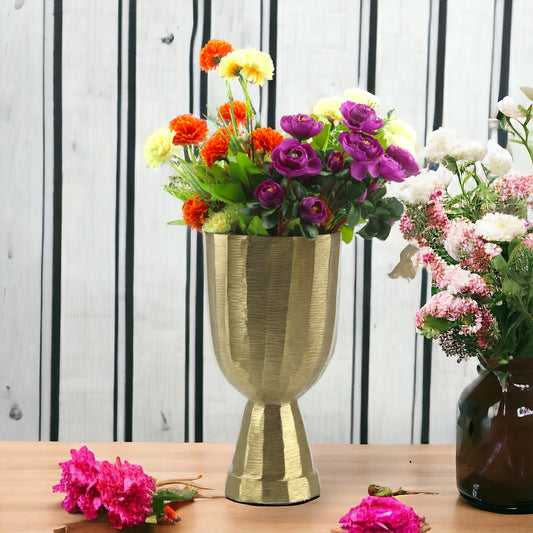 Golden Aluminum Handcrafted Flower Vase: Elegant Home Decor Accent
