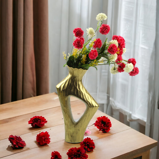 Handcrafted Golden Aluminum Lined Flower Vase: Elegant Home Decor Accent