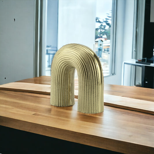 Handcrafted Aluminium 'U' Design Sculpture: Unique Decor Ornament