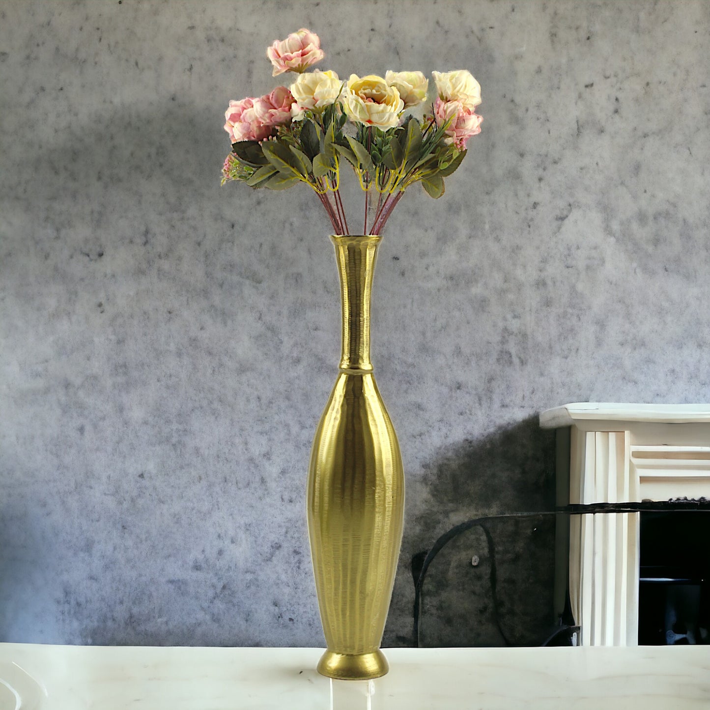Golden Aluminum Handcrafted Surahi-Shaped Flower Vase: Exquisite Artistry for Home Décor