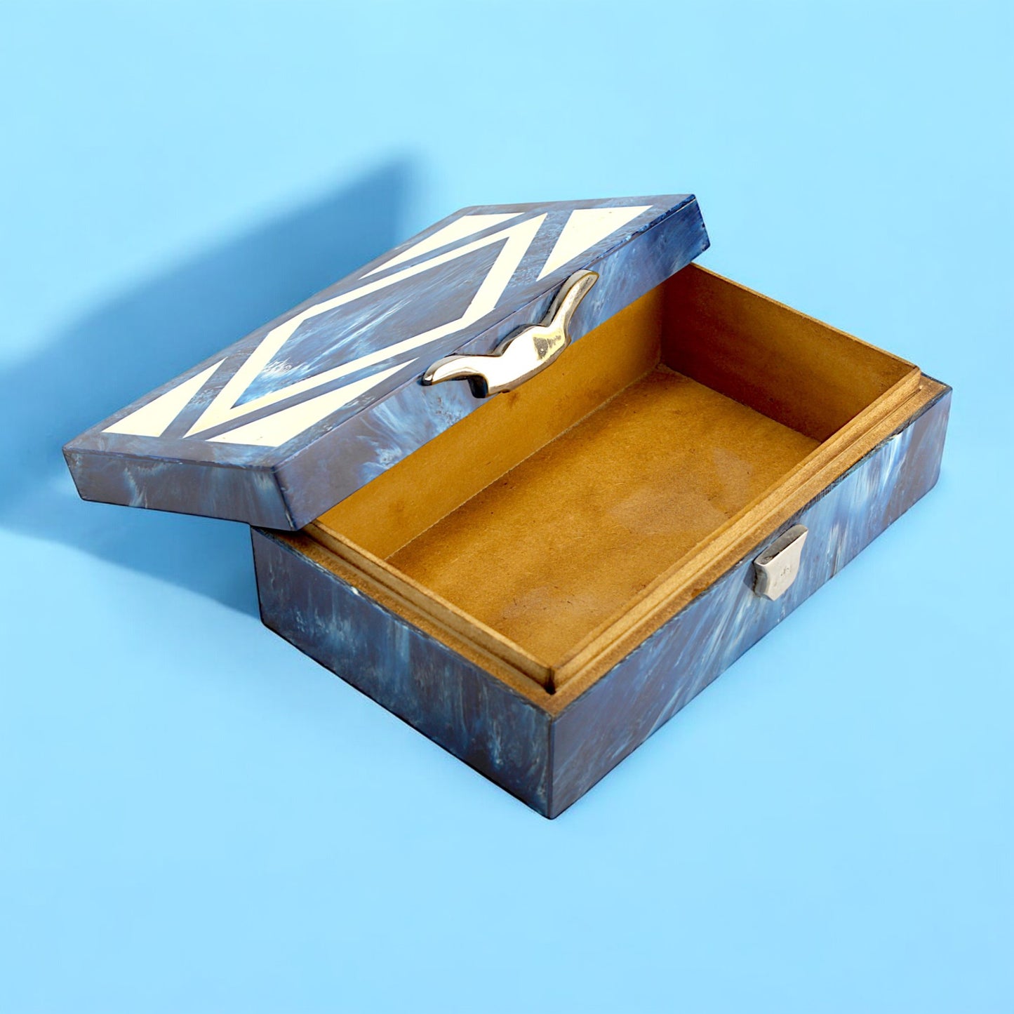 Handcrafted Blue Resin Trinket Box – Elegant Storage Solution