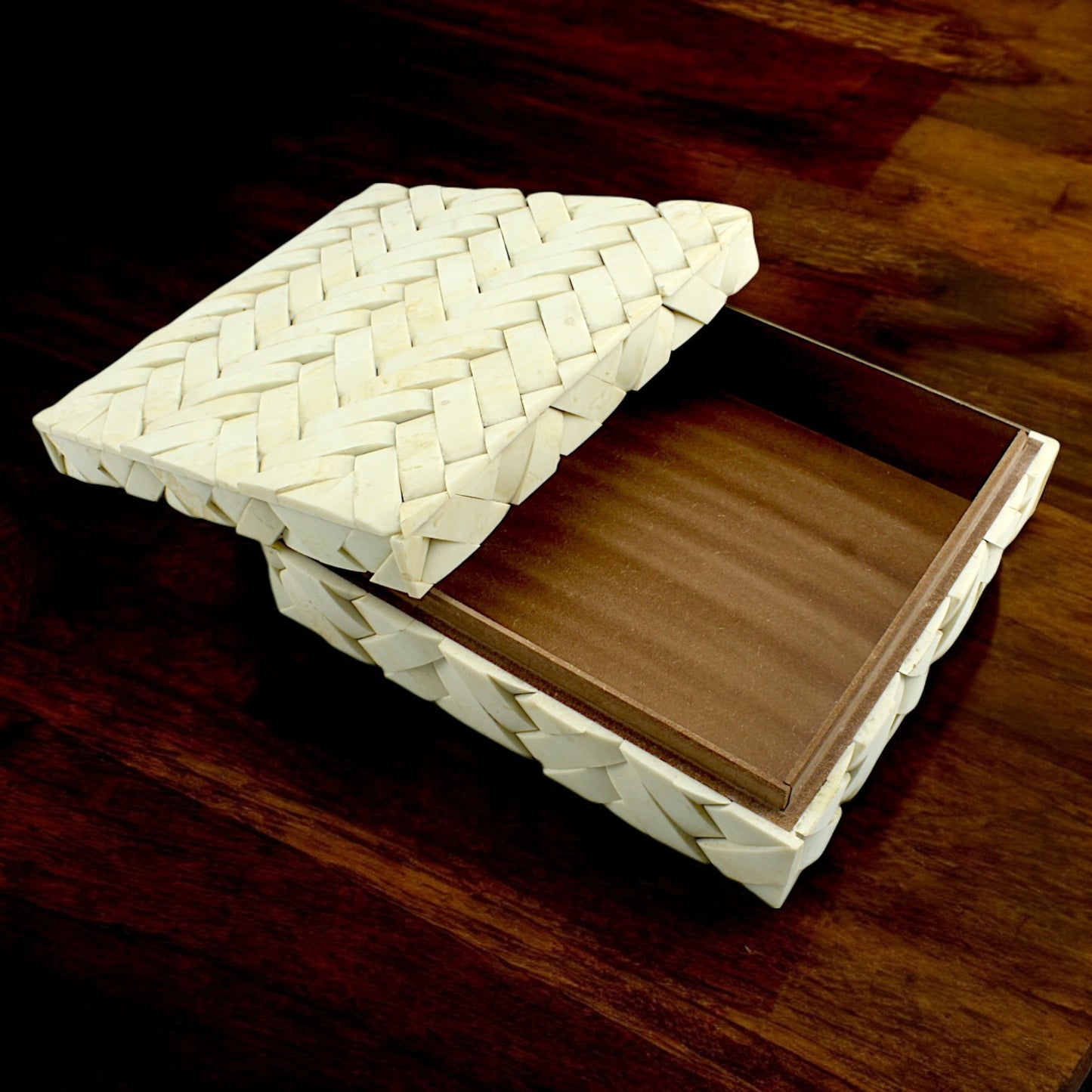 Handmade White Bone Inlay Trinket Box – Elegant Storage for Your Treasures