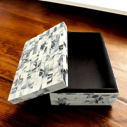 Handmade White Resin Trinket Box – Unique Rough Design for Modern Elegance