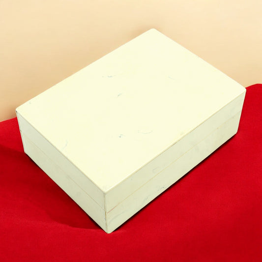 Handmade White Resin Rectangular Trinket Box – Simple & Elegant Storage Solution