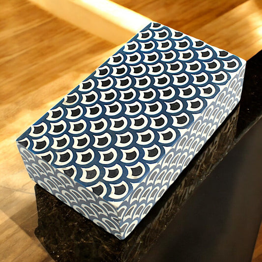 Handmade Black & White Traditional Resin Trinket Box – Rectangular, Timeless Craftsmanship