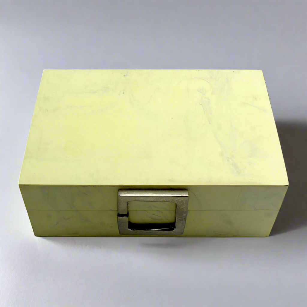 Handmade White Resin Trinket Box – Rectangular with Plain Design, Elegant Storage Solution