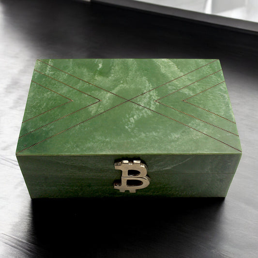 Handmade Green Resin Trinket Box – Rectangular with Rough Design, Stylish and Unique Storage Solution