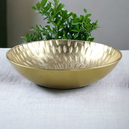 Elegant Etched Golden Serving Decor Bowl: Luxurious Tableware Statement