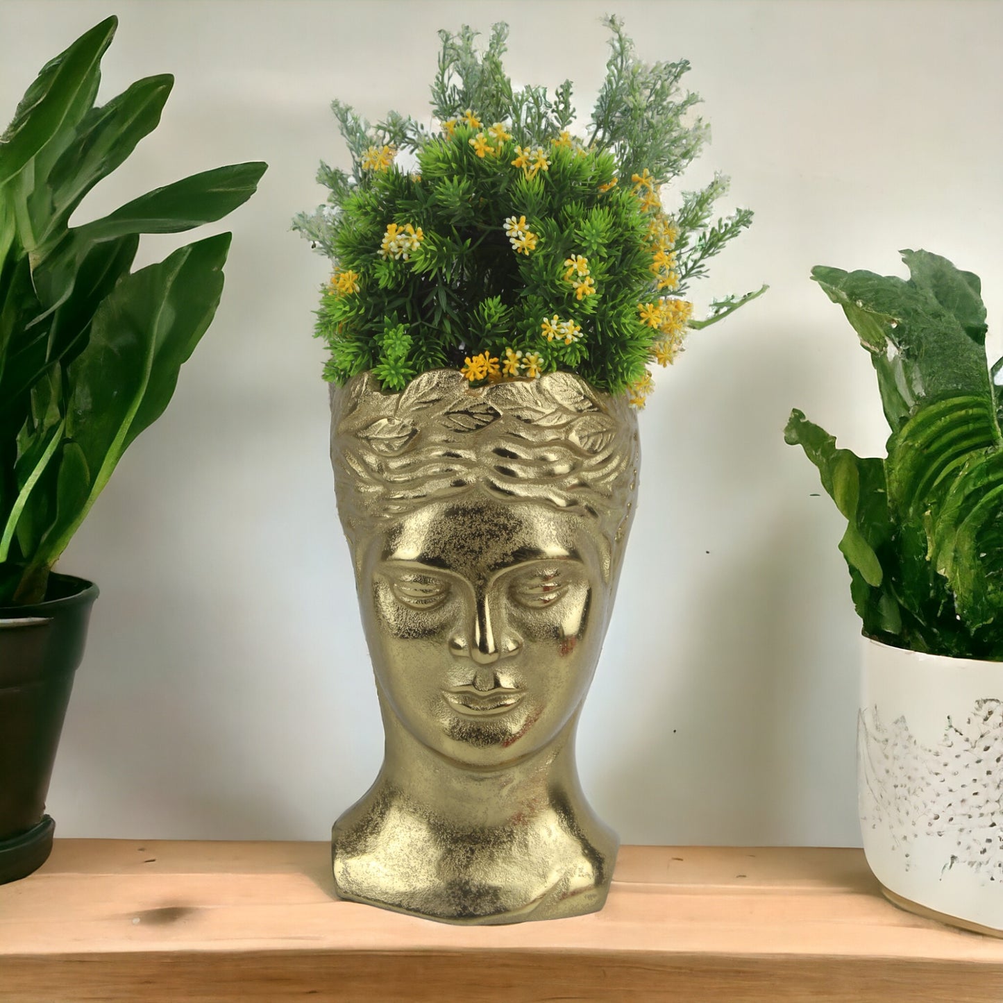 Golden Aluminum Handcrafted Human Face Flower Vase: Unique Home Décor Statement Piece