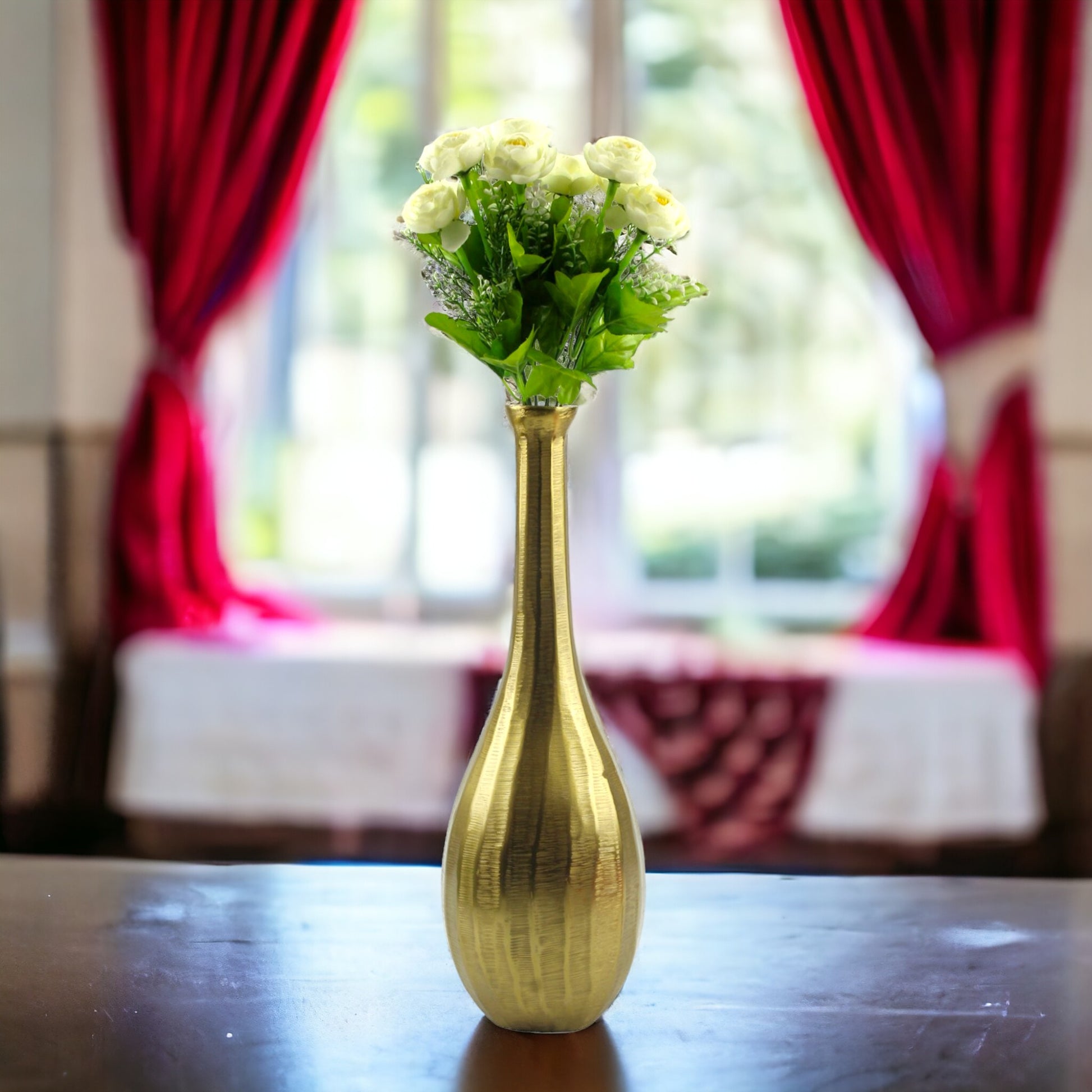 Handcrafted Golden Aluminum Flower Vase: Timeless Elegance for Your Home