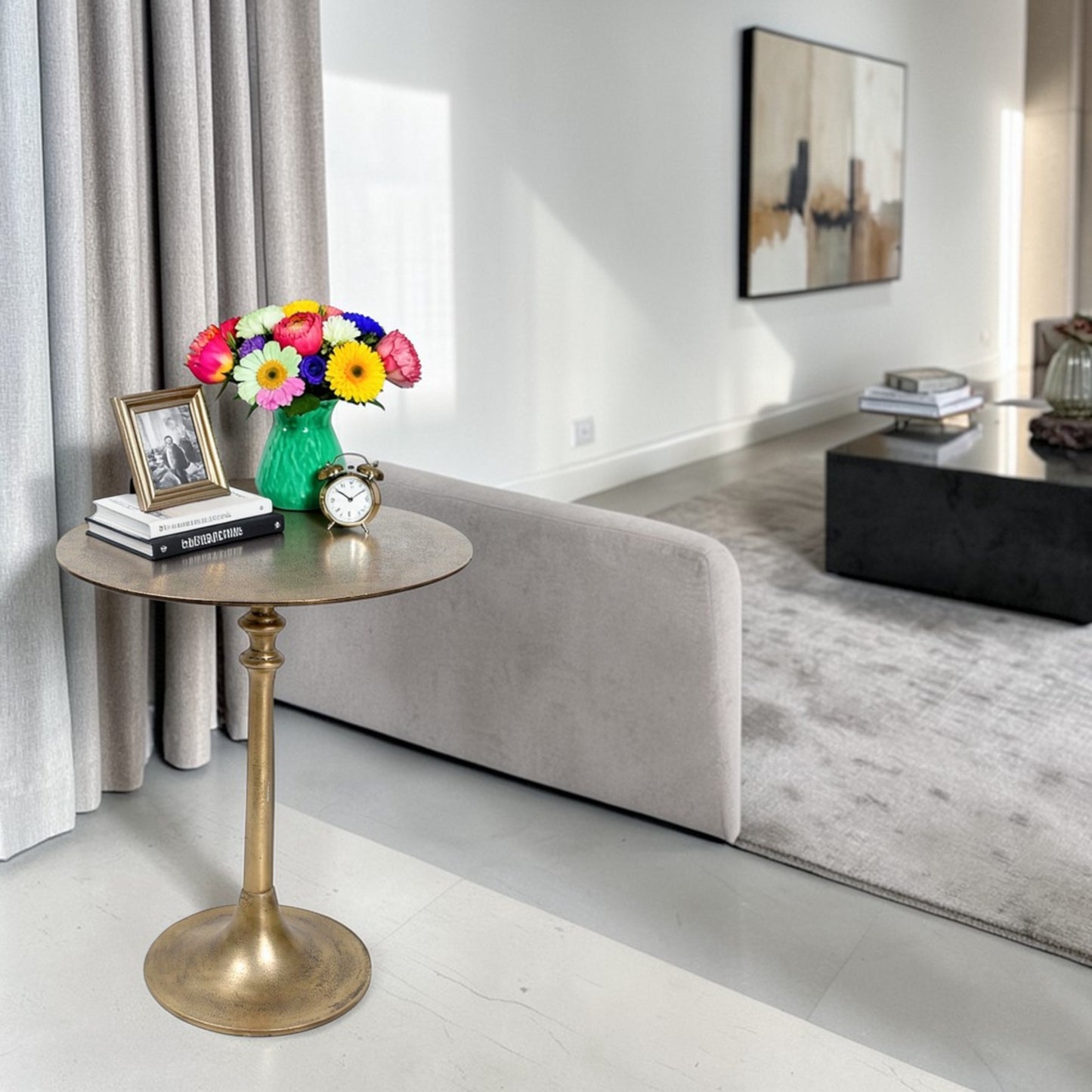 15.5 Inch Metal Side Table | Classic Pedestal Accent Table for Living Room (19 Inch Height)