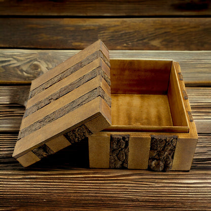Luxe Rustic Bark-Finish Wooden Trinket Box – Handcrafted Elegance