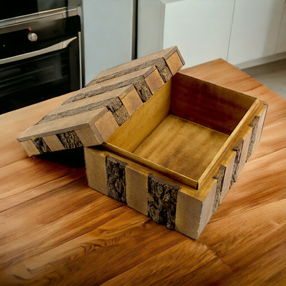 Luxe Rustic Bark-Finish Wooden Trinket Box – Handcrafted Elegance