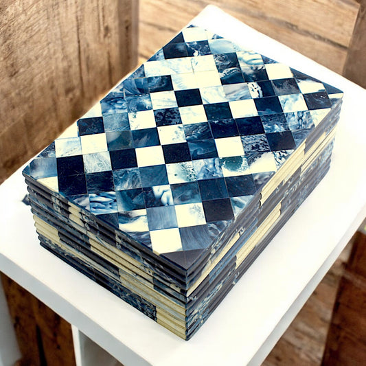 Blue Resin Trinket Box – Sleek Decorative Storage Box for Keepsakes