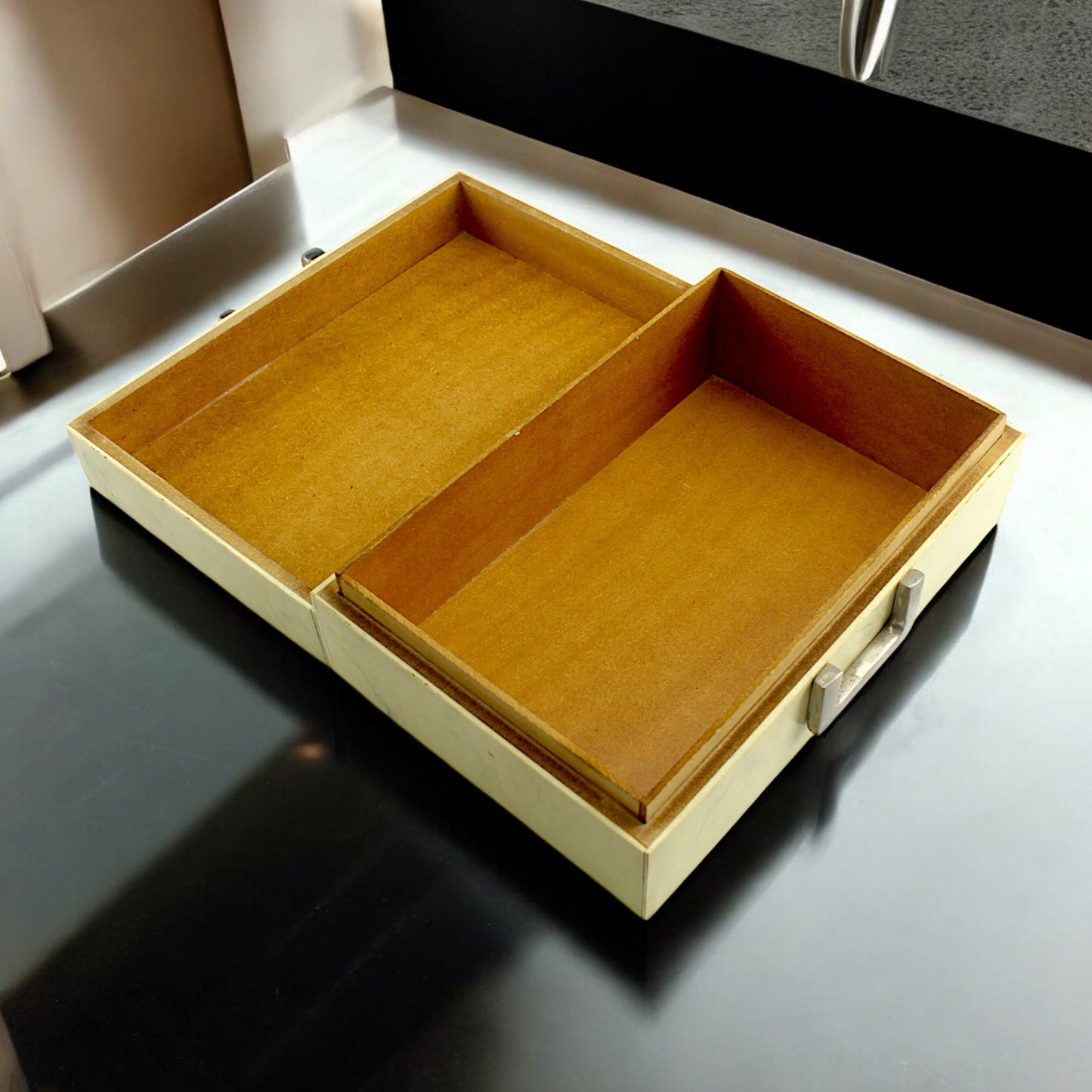 Handmade White Resin Trinket Box – Rectangular with Plain Design, Elegant Storage Solution