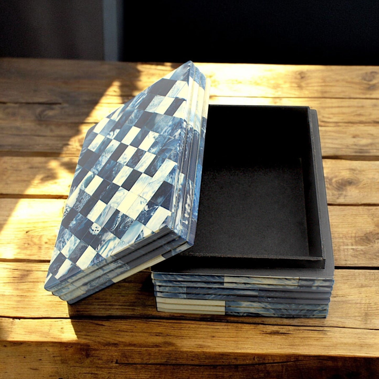 Blue Resin Trinket Box – Sleek Decorative Storage Box for Keepsakes