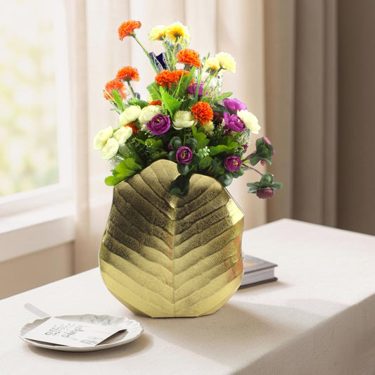 Golden Aluminium Leaf Flower Vase: Elegant Home Décor Accent for Floral Arrangements