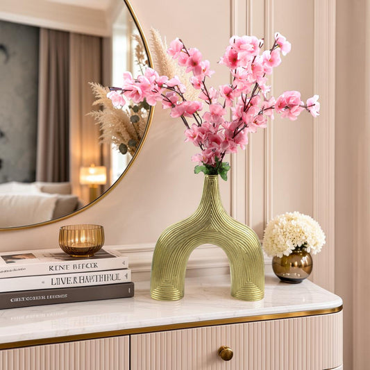 Golden Aluminum Arch Flower Vase: Ribbed Sculptural Design for Modern Home Decor