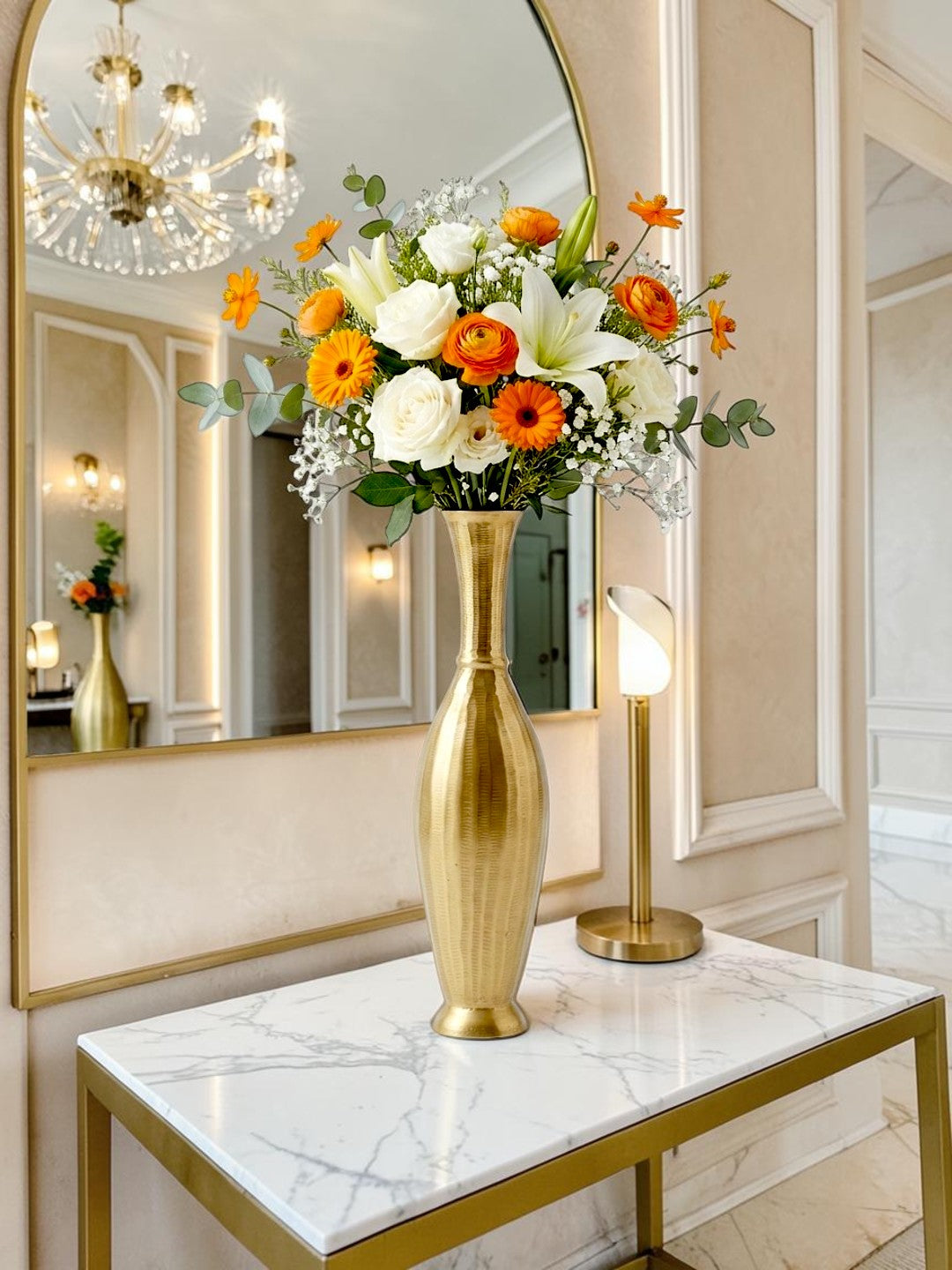 Golden Aluminum Handcrafted Surahi-Shaped Flower Vase: Exquisite Artistry for Home Décor