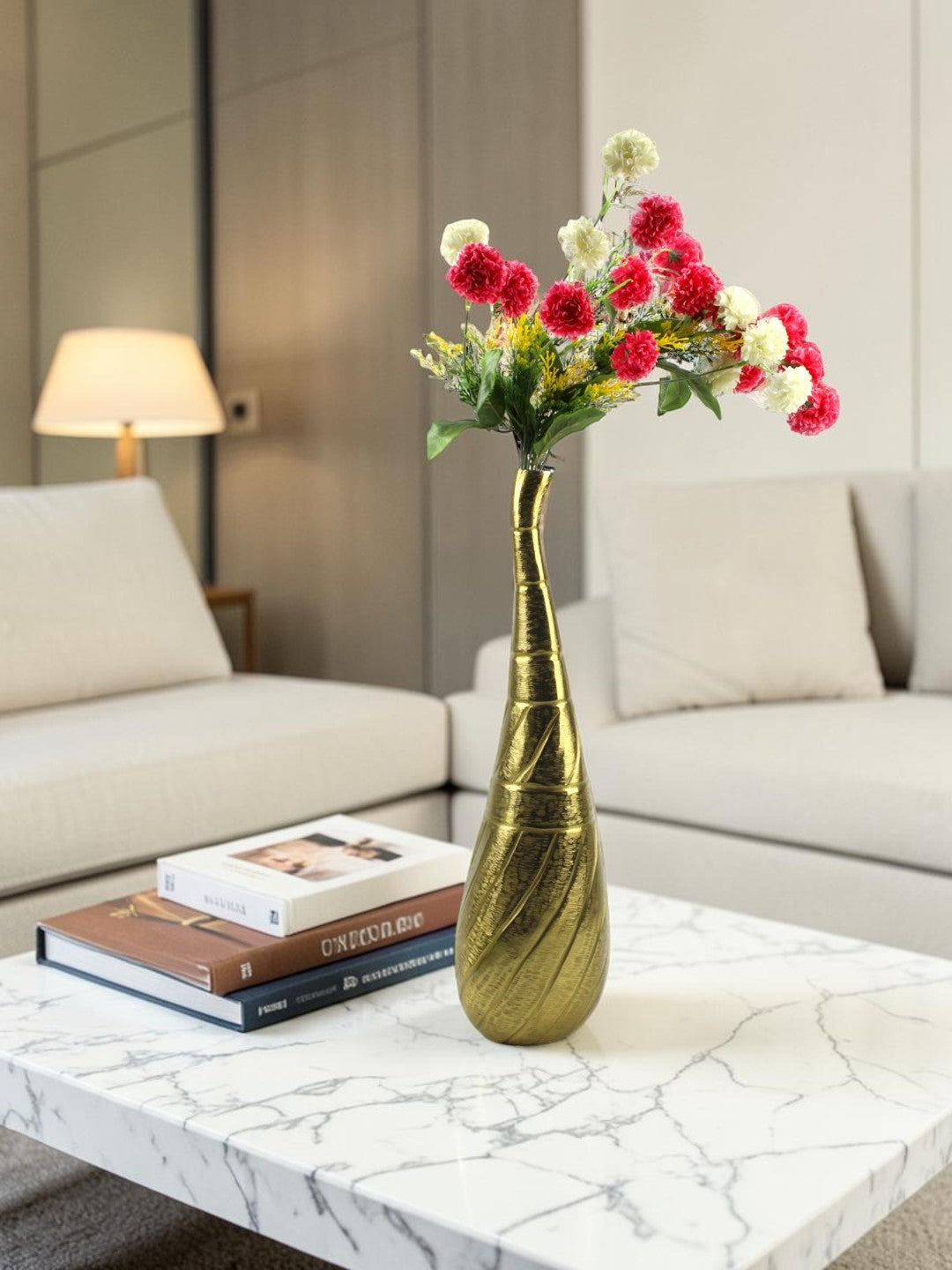 Handcrafted Golden Aluminium Surahi-Top Curved Flower Vase: Exquisite Artistry for Floral Elegance