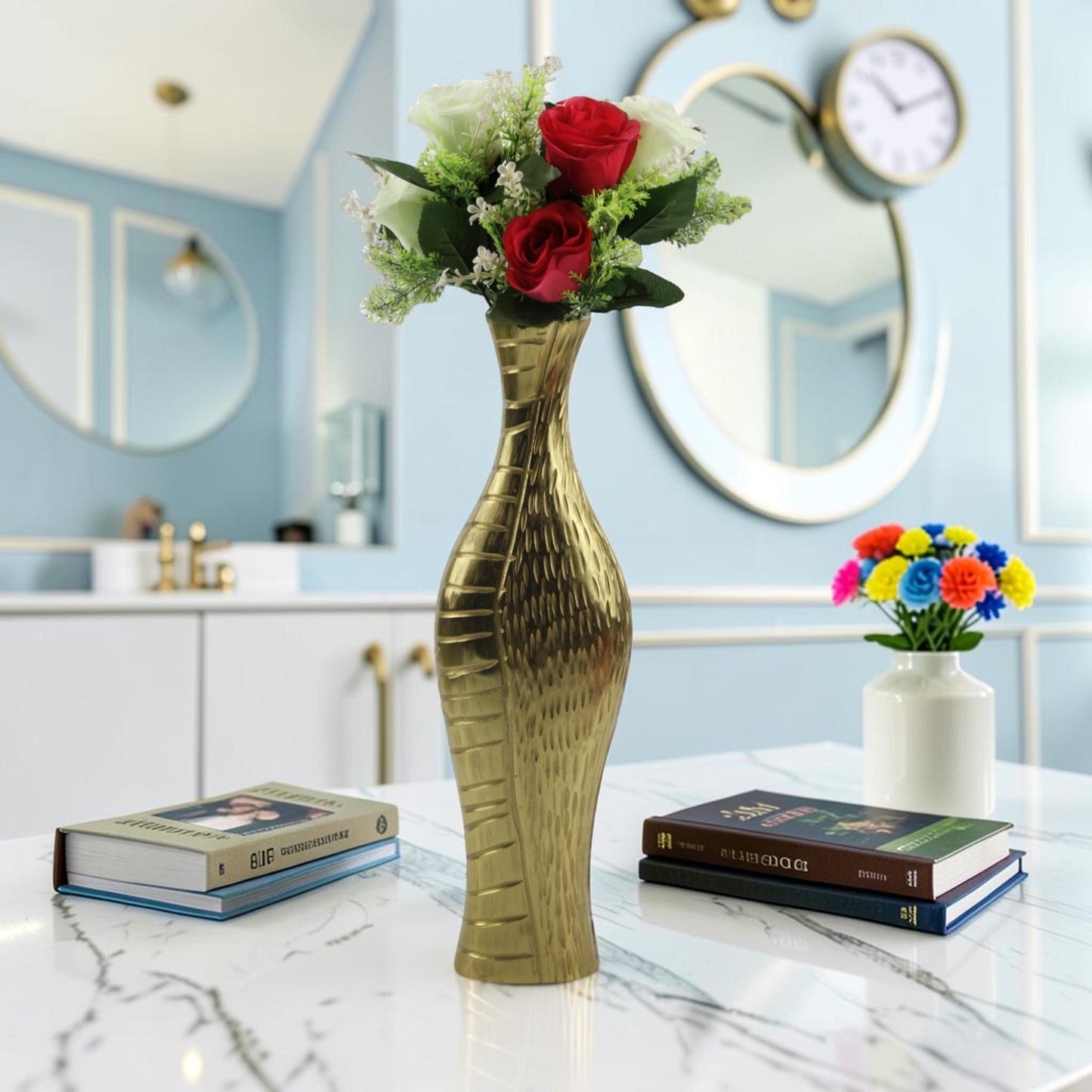 Handcrafted Golden Aluminum Flower Vase: Elegant Home Decor Accent