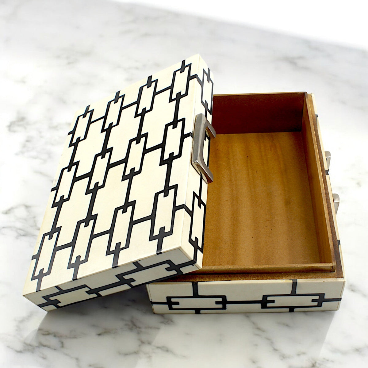 Handmade Black & White Resin Trinket Box – Elegant Rectangular Storage Solution