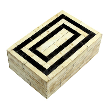 Handmade Black & White Bone and Horn Trinket Box – Rectangular with Antique Dust Design, Timeless Elegance