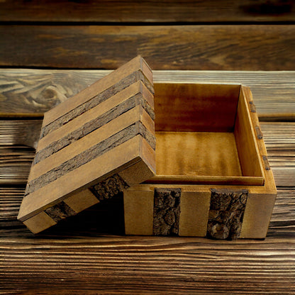 Luxe Rustic Bark-Finish Wooden Trinket Box – Handcrafted Elegance