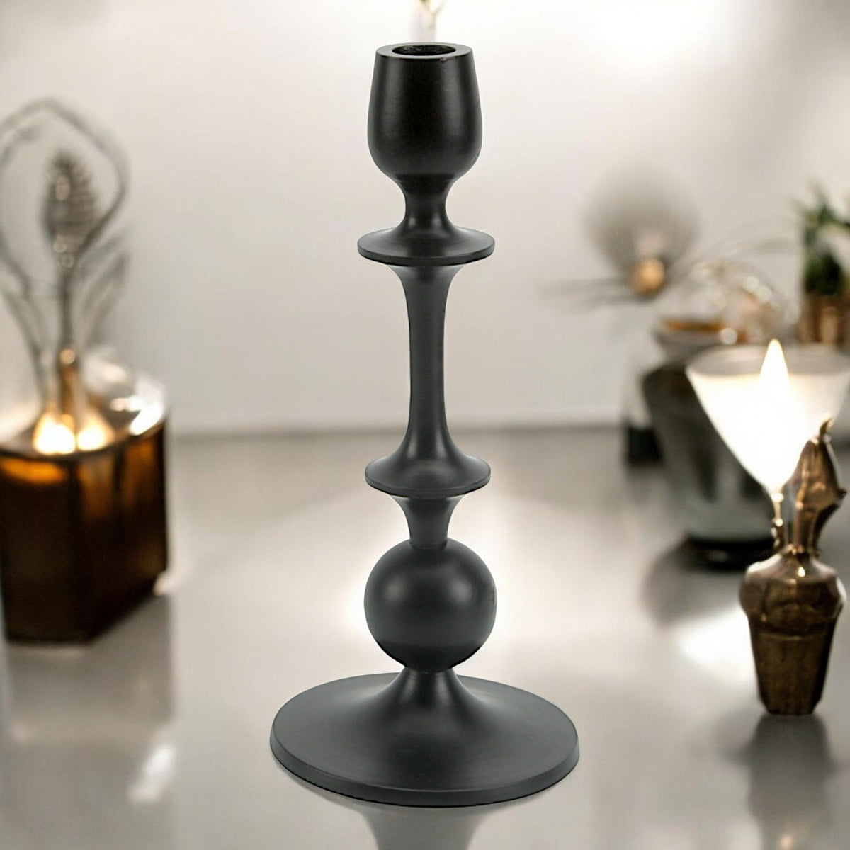 Elegant Waterdrop: Black Aluminum Small Candle Holder | Modern Home Decor
