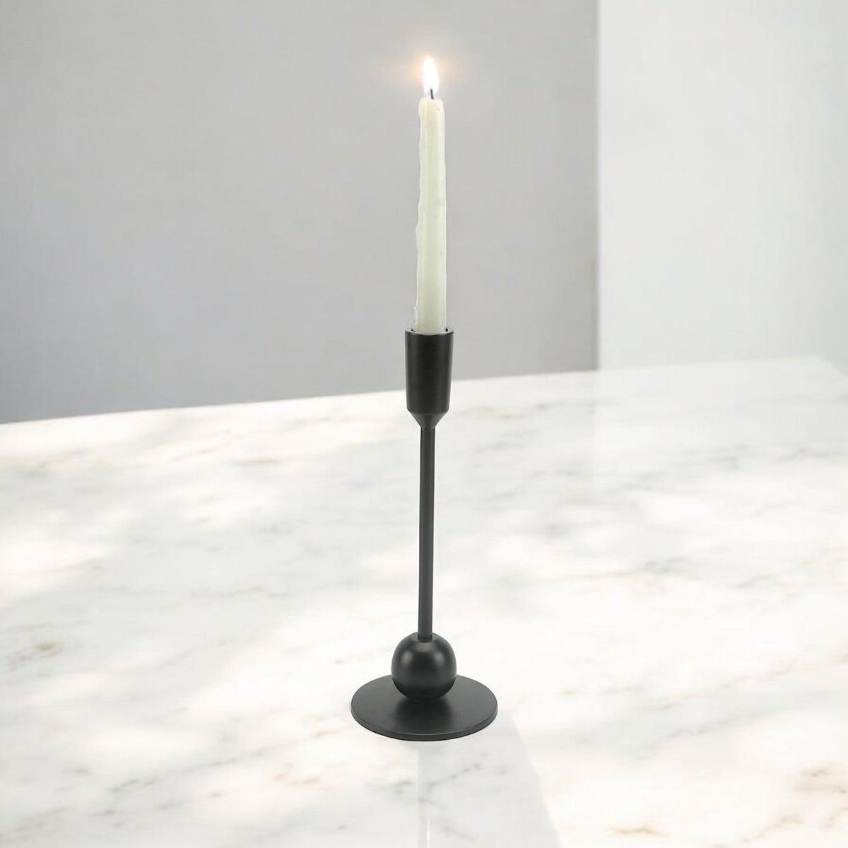 Sleek Black: Modern Aluminum Medium Candle Holder | Elegant Home Decor Accent